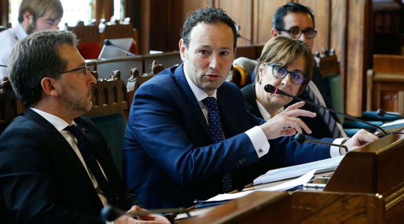 Comparecencia del consejero Guillermo Martínez en el parlamento de Asturias