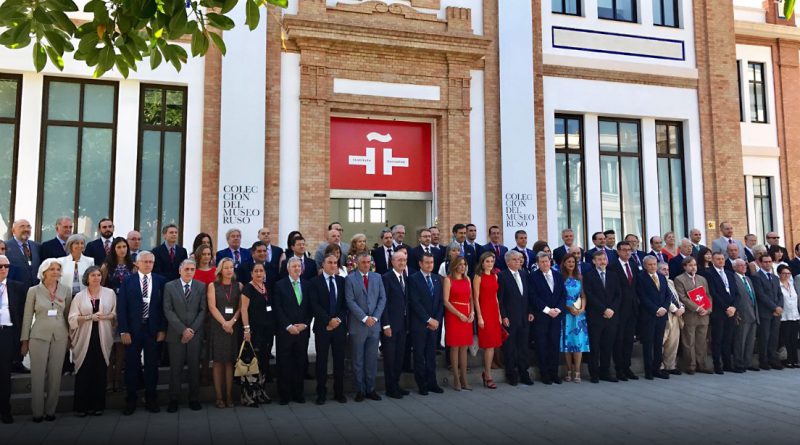 Reunión en Málaga de directores del Cervantes